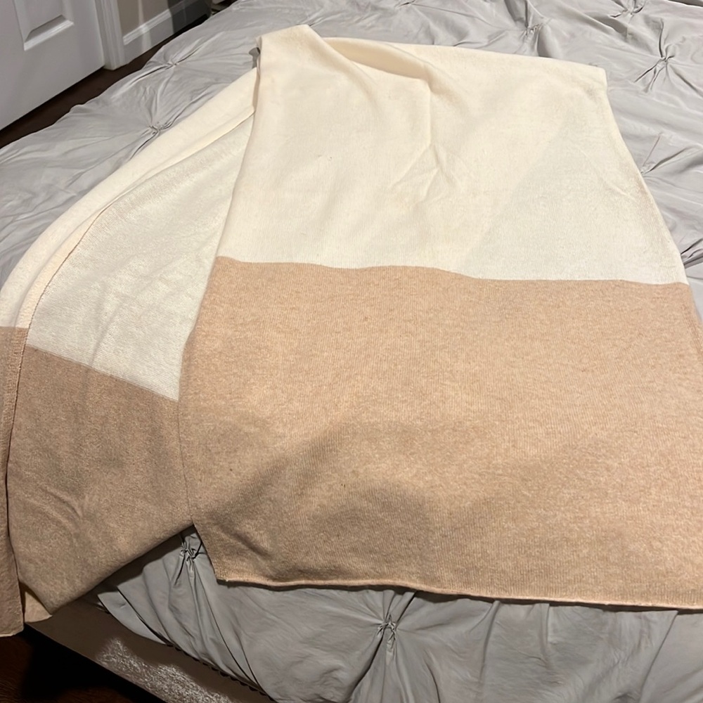 Banana Republic winter scarf